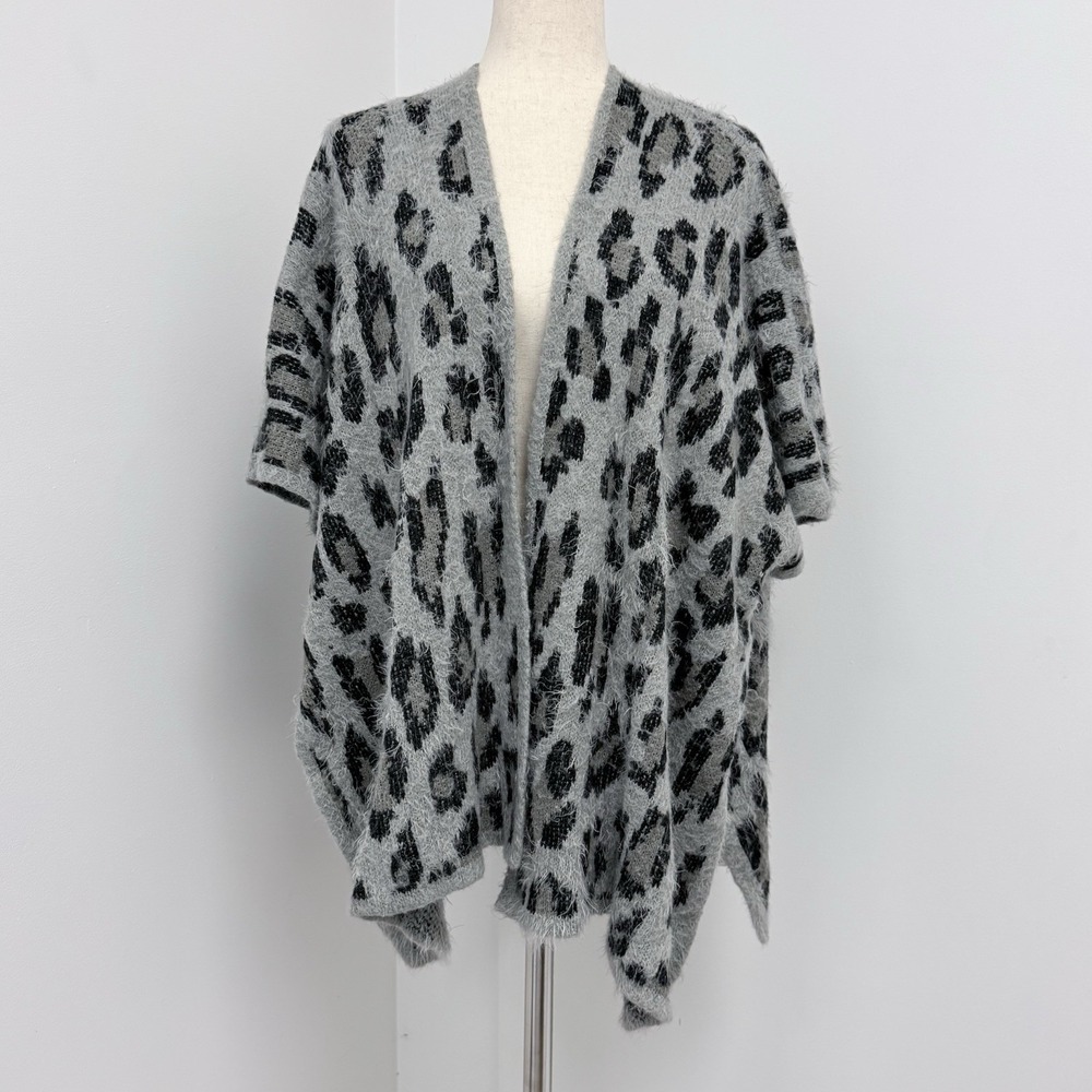 Leopard Print Fuzzy Eyelash Knit Oversized Open Front Cardigan Poncho Size L/XL